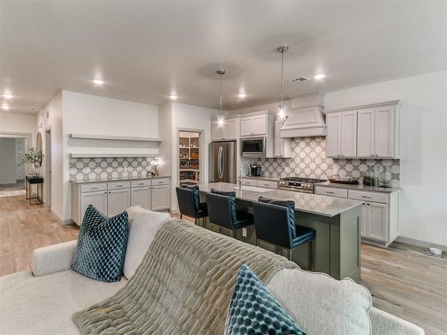 9052 NW 144th Street, Yukon, OK 73099