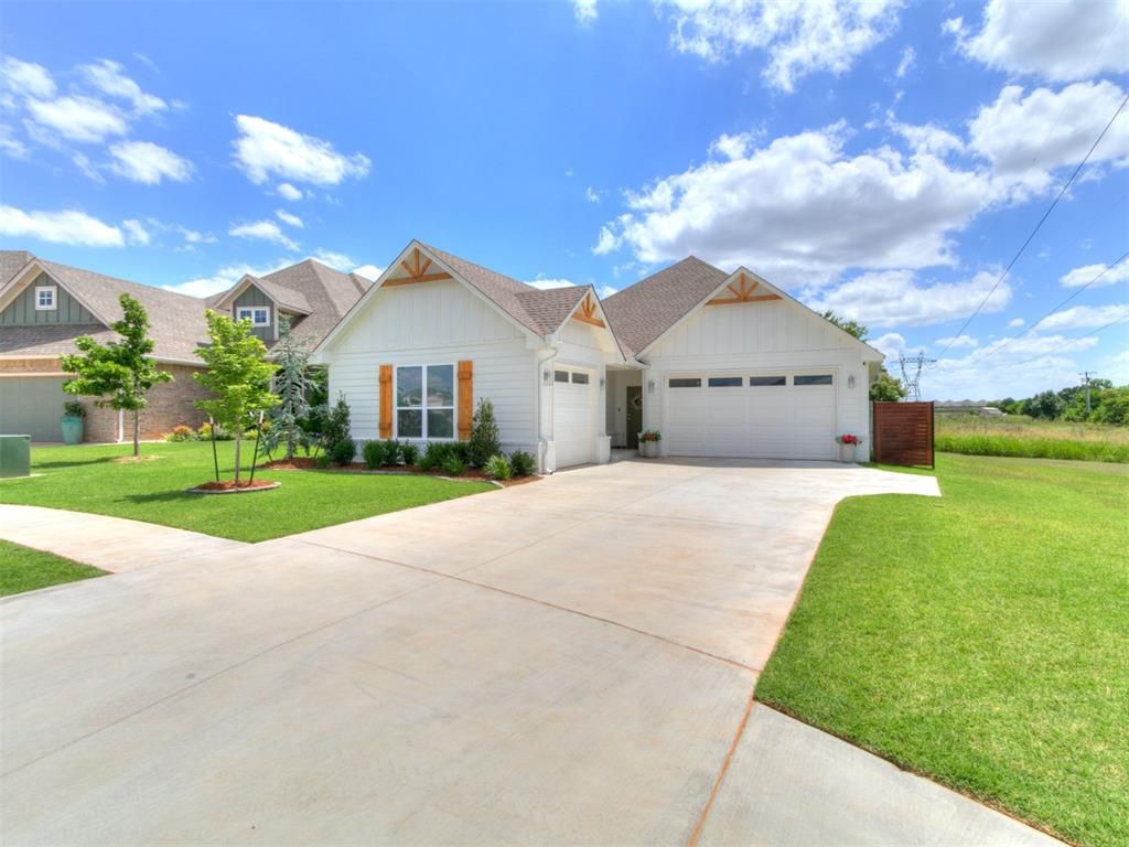 9052 NW 144th Street, Yukon, OK 73099