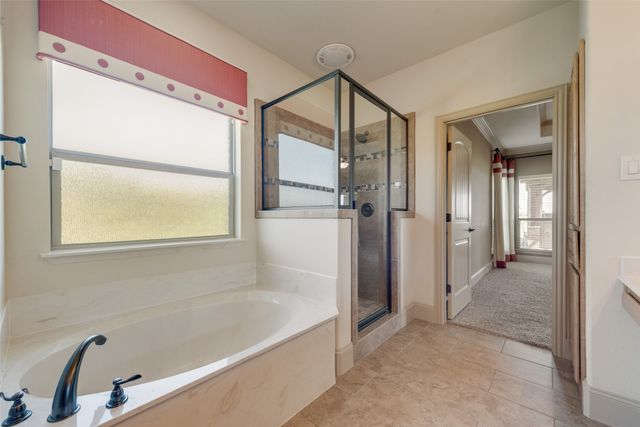 2921 W Alamosa Drive, Terrell, TX 75160