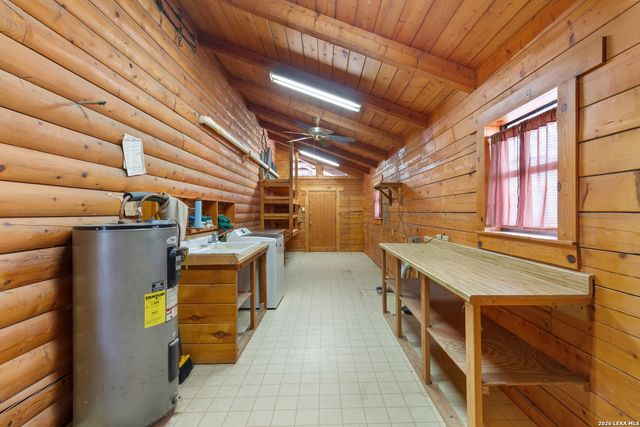 22100 -2 Senior, Von Ormy, TX 78073