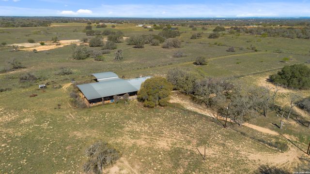 22100 -2 Senior, Von Ormy, TX 78073