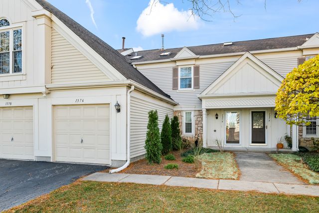 1376 Longacre Lane, Wheeling, IL 60090