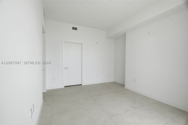 1400 Biscayne Blvd 1801, Miami, FL 33132