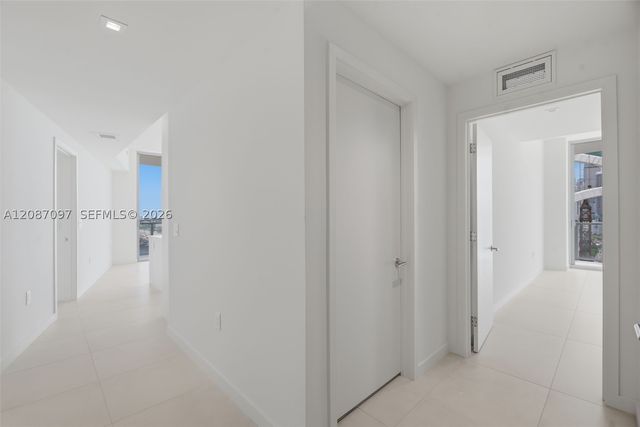 1400 Biscayne Blvd 1801, Miami, FL 33132