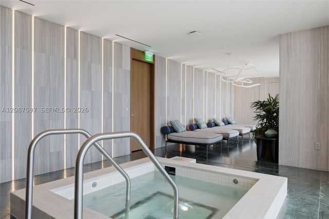 1400 Biscayne Blvd 1801, Miami, FL 33132