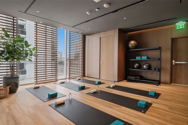 1400 Biscayne Blvd 1801, Miami, FL 33132