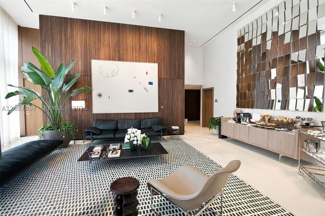 1400 Biscayne Blvd 1801, Miami, FL 33132