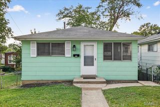 4758 Heidelberg Avenue, St Louis, MO 63123