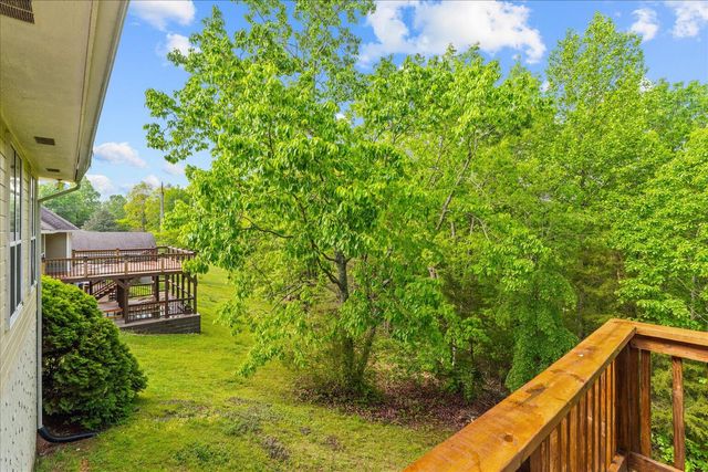 493 Lennox Way, Rocky Face, GA 30740