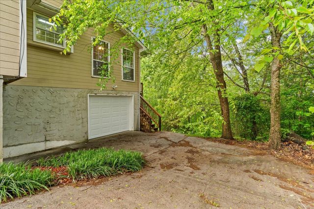 493 Lennox Way, Rocky Face, GA 30740