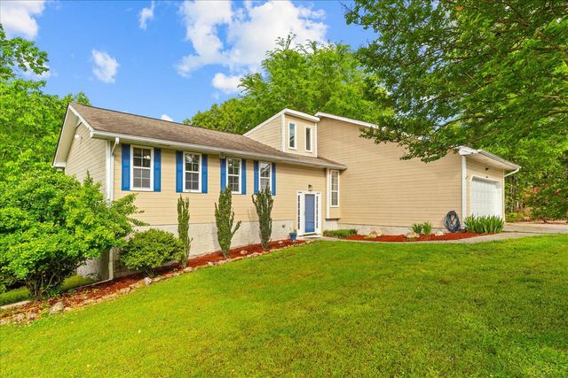 493 Lennox Way, Rocky Face, GA 30740