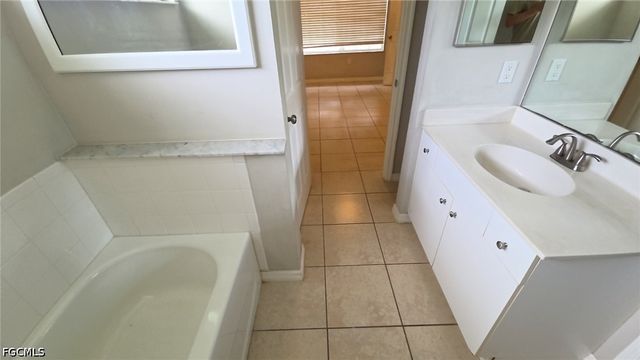 207 E 8th ST, Lehigh Acres, FL 33972