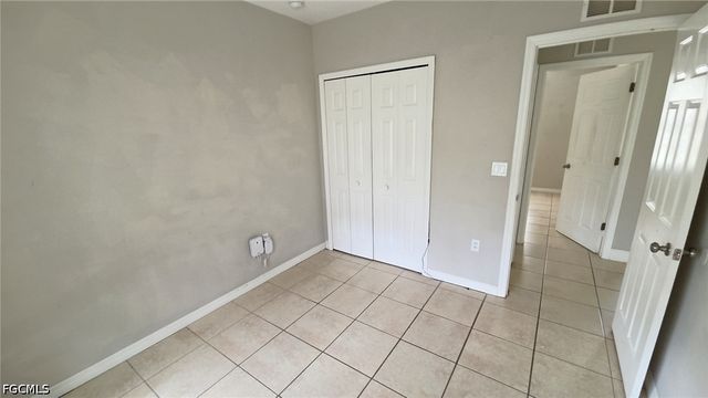 207 E 8th ST, Lehigh Acres, FL 33972