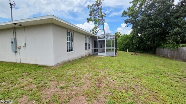 207 E 8th ST, Lehigh Acres, FL 33972