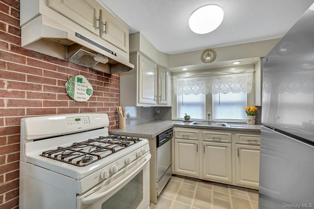 55C Edgewater Park C, Bronx, NY 10465