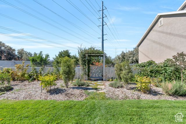 1752 S WEEPING WILLOW WAY, Lehi, UT 84043
