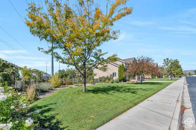 1752 S WEEPING WILLOW WAY, Lehi, UT 84043