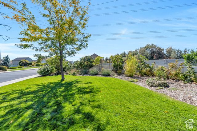 1752 S WEEPING WILLOW WAY, Lehi, UT 84043
