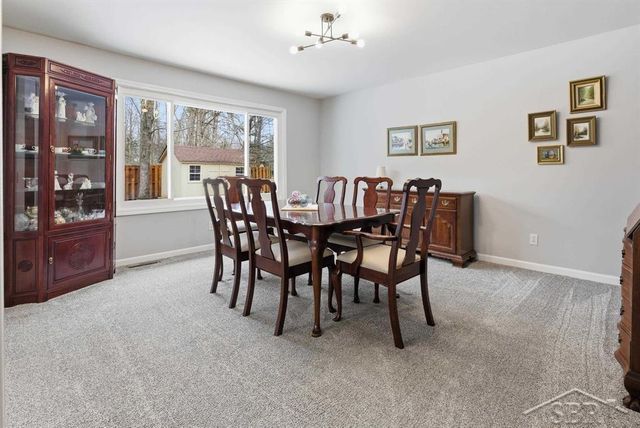 2308 Longfellow Lane, Midland, MI 48640