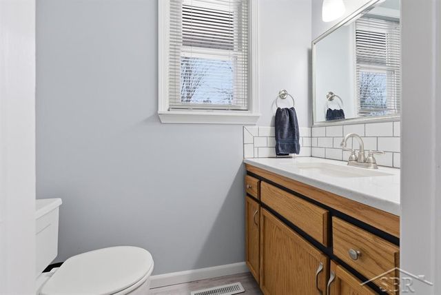 2308 Longfellow Lane, Midland, MI 48640