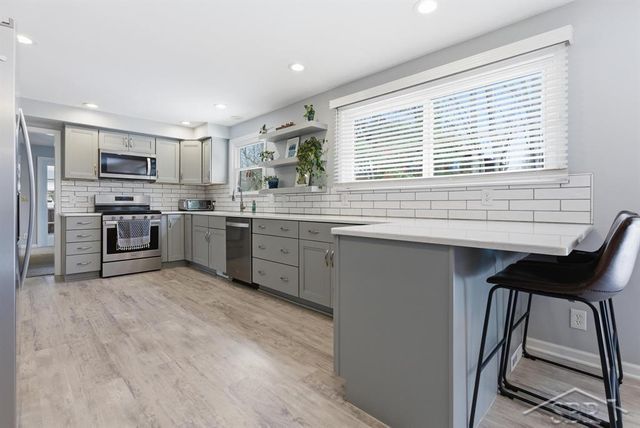 2308 Longfellow Lane, Midland, MI 48640