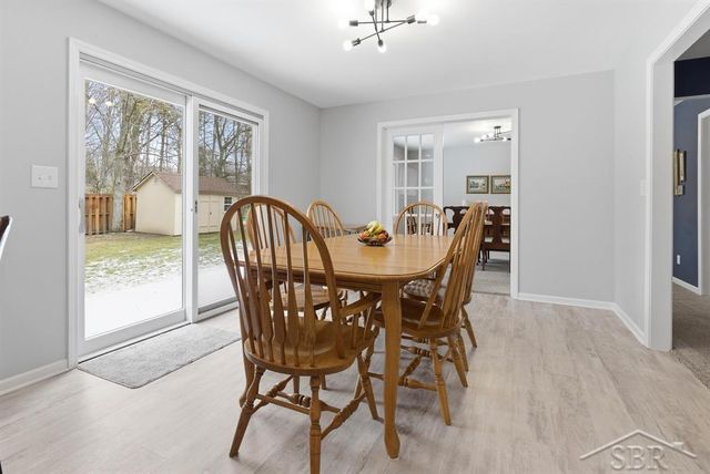 2308 Longfellow Lane, Midland, MI 48640