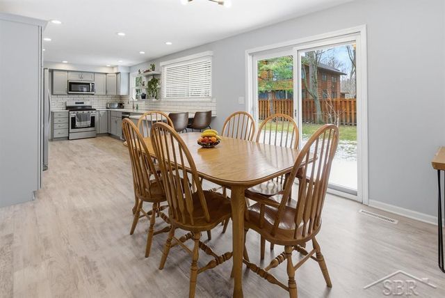 2308 Longfellow Lane, Midland, MI 48640