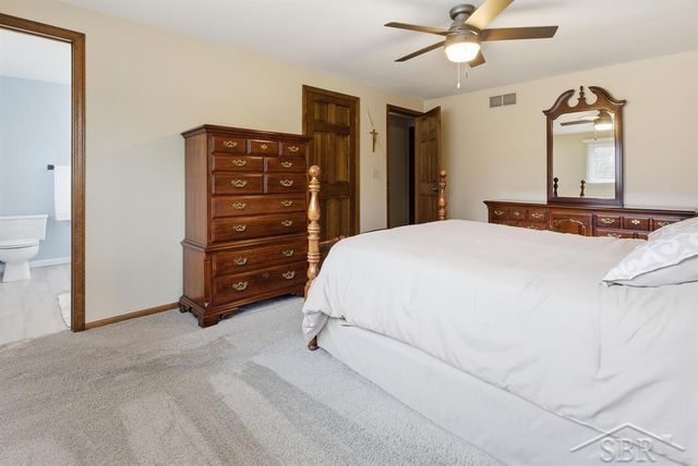 2308 Longfellow Lane, Midland, MI 48640