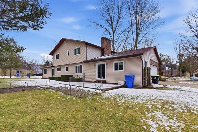 2308 Longfellow Lane, Midland, MI 48640