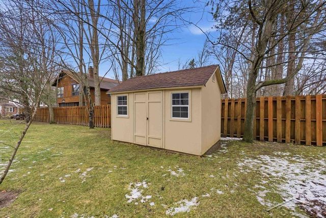 2308 Longfellow Lane, Midland, MI 48640