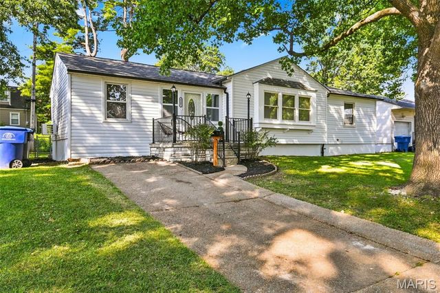 6207 Archwood Lane, St Louis, MO 63123
