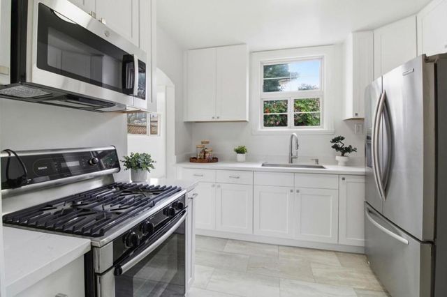 193 Poplar Avenue, Millbrae, CA 94030