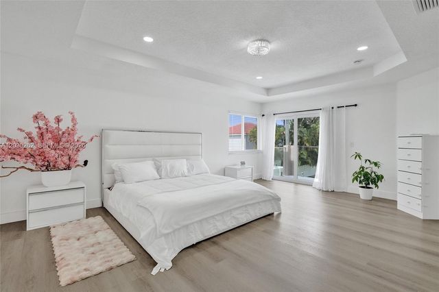 16180 SW 14th Street, Pembroke Pines, FL 33027