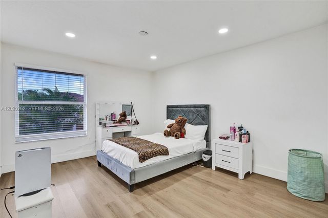 16180 SW 14th Street, Pembroke Pines, FL 33027