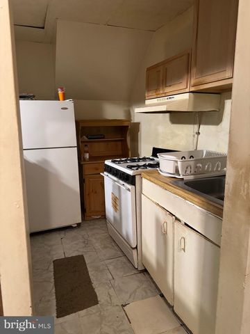 2527 S 68TH ST, Philadelphia, PA 19142