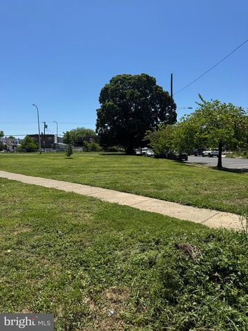 2527 S 68TH ST, Philadelphia, PA 19142