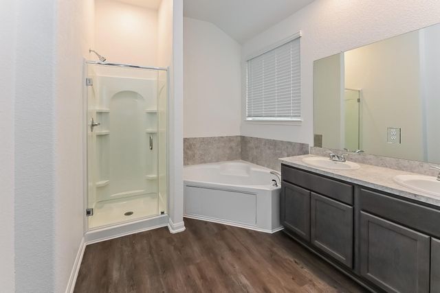 11040 Patriot Court, Cleveland, TX 77328