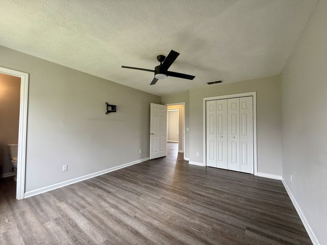 7548 Chadwick Dr, Murfreesboro, TN 37129