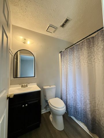 7548 Chadwick Dr, Murfreesboro, TN 37129