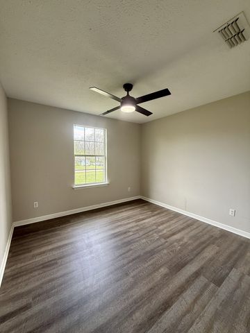 7548 Chadwick Dr, Murfreesboro, TN 37129