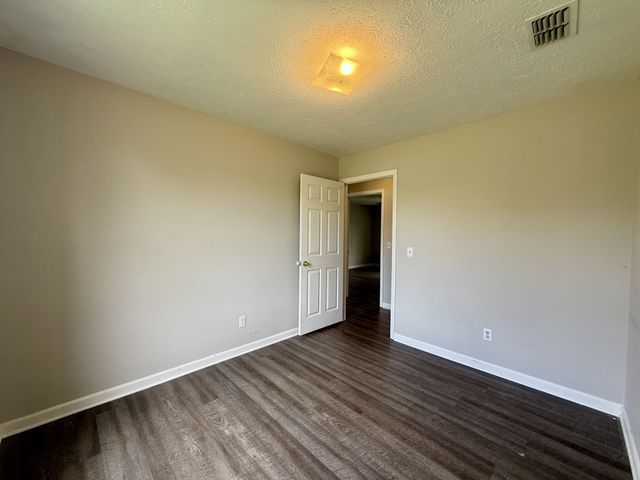 7548 Chadwick Dr, Murfreesboro, TN 37129