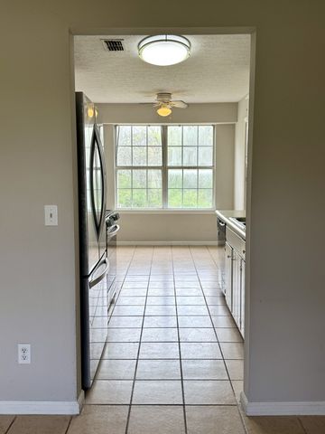 7548 Chadwick Dr, Murfreesboro, TN 37129