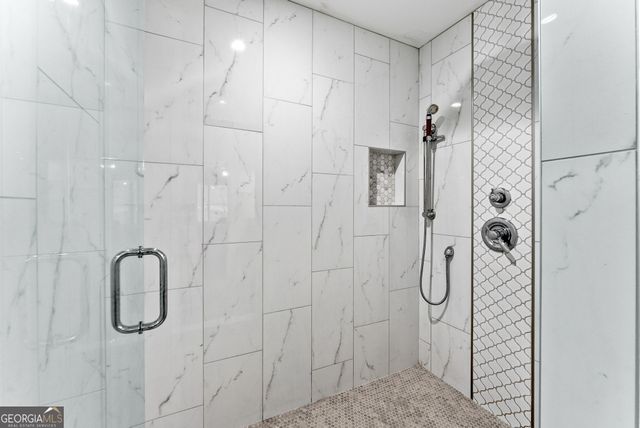 5012 Peach Mountain Circle, Gainesville, GA 30507