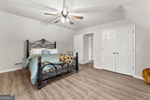 5012 Peach Mountain Circle, Gainesville, GA 30507