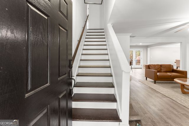 5012 Peach Mountain Circle, Gainesville, GA 30507