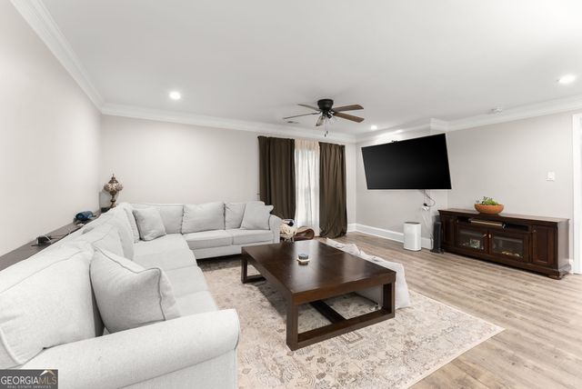 5012 Peach Mountain Circle, Gainesville, GA 30507