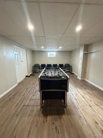 2632 Causeway Drive, St Louis, MO 63125