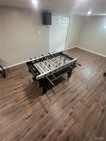 2632 Causeway Drive, St Louis, MO 63125