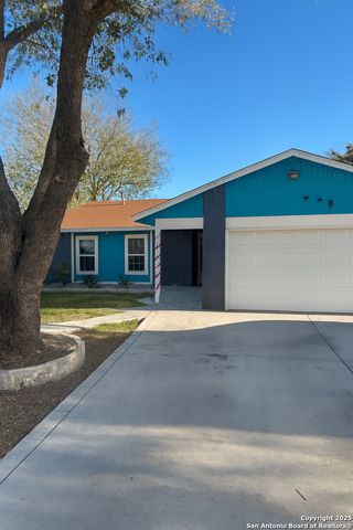 7906 Herder Cir, San Antonio, TX 78251