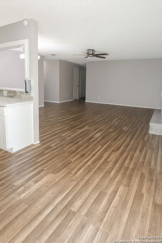 7906 Herder Cir, San Antonio, TX 78251